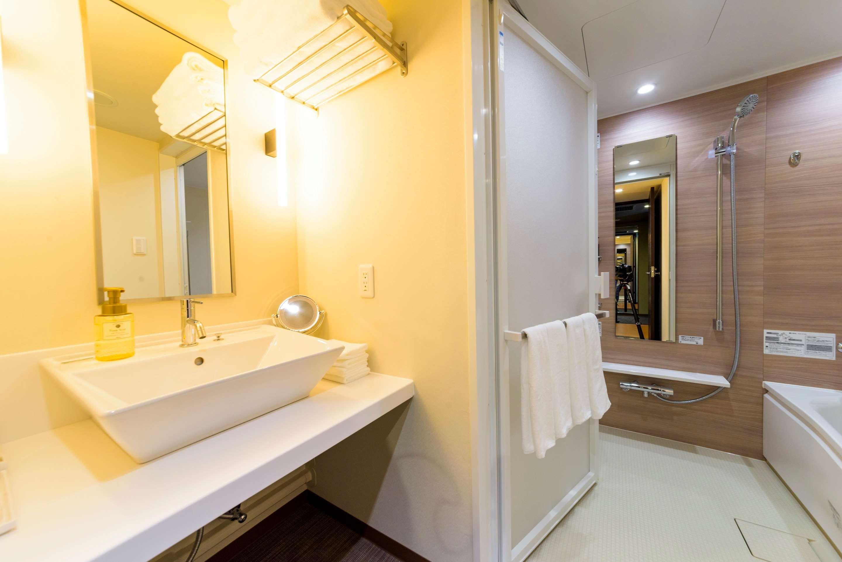 Best Western Plus Hotel Fino Chitose Chitose  Esterno foto
